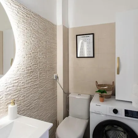 L54 Staywizus - 1bdr Promenade Sea View Ac & Balcony