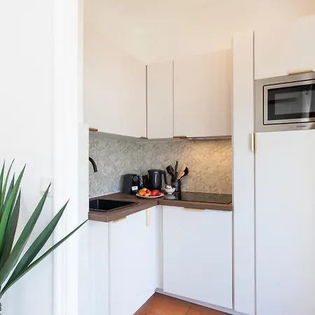 L54 1bdr Promenade Sea View Ac & Balcony Appartamento